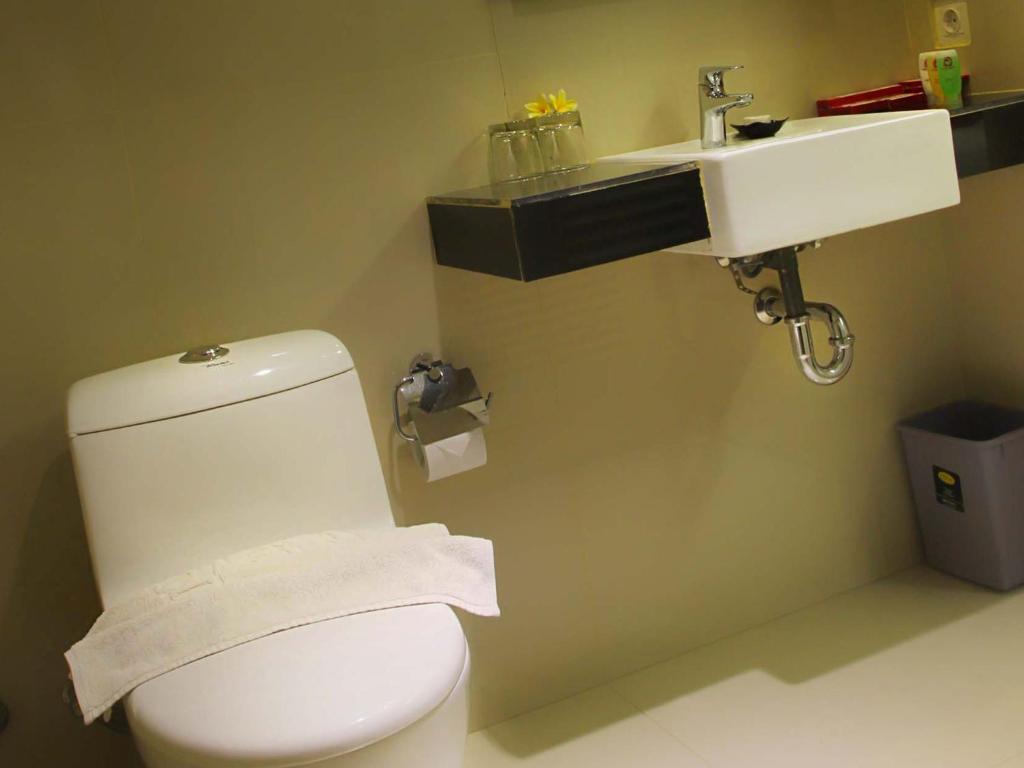 Dragon Inn Kendari Habitación foto
